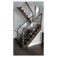 Meistverkaufte Doppelseitige Stringer-Treppe Hochwertige Eichenholz-Stufen Langlebiges Glasgeländer Moderne Innen-Geradtreppe