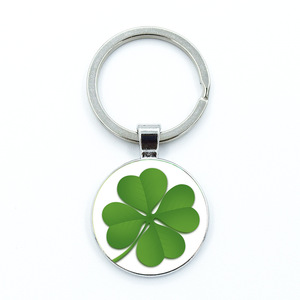 Luck Shamrock Four Leaf Keychain Metal Glass Charm Jewelry Bag for Valentine's Day Gift 4 Time Gem Plant with Elegant Design