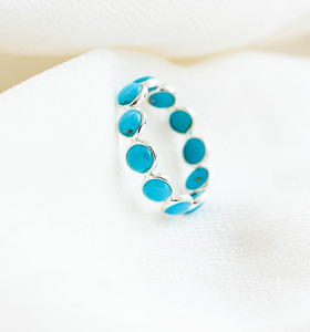 Bague éternité turquoise la plus vendue avec pierre précieuse naturelle en argent 925, bague minimaliste en turquoise à vendre - Product Image 4