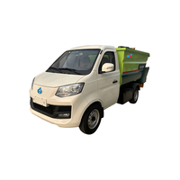 Camion à ordures équipé de camions à ordures à chargement latéral avec bras, alimentation électrique automatisée, collecte des déchets