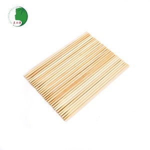 Varilla de Bambú Verde Afilada de 24 mm para Jardín, Estaca de Bambú para Soporte de Tomates y Plantas - Product Image 1