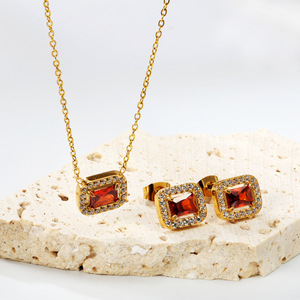 Parure Collier et Boucles d'Oreilles Rectangulaires Style Européen et Américain, Zircon Rouge Grenat, Bijoux de Soirée pour Femme, Pendentif Géométrique, Tonalité Or - Product Image 3