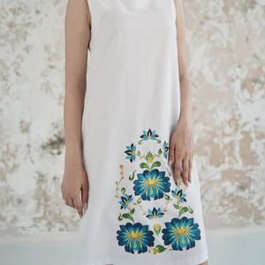 Vestido de Lino Personalizado OEM, Vestidos Cortos de Algodón para Verano, Vestidos Casuales con Bordado Floral para Mujer, Venta Caliente OEM - Product Image 1