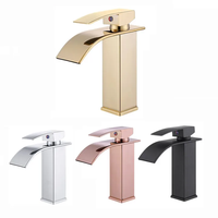 Vente directe fabricant – Robinet de lavabo carré moderne en acier inoxydable, style cascade doré en céramique – Haute qualité, simple