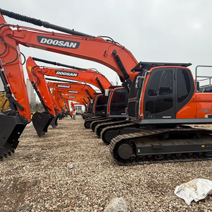 Excavadora Doosan DX300LC-9C usada en buen estado, original, fabricada en Corea. Excavadoras Doosan DX225 DX300LC-7 usadas en stock para la venta. - Product Image 1