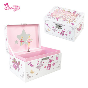 Caja Musical Giratoria de Lujo Personalizable al por Mayor de Fábrica, Material Ecológico, Caja de Regalo Musical Artesanal para Joyas - Product Image 1