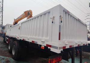 Camiones de carga Sinotruk 6*4 con caja de cartón a la venta - Product Image 5