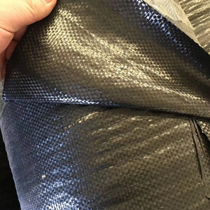 Toile <span class=keywords><strong>géotextile</strong></span> non tissée anti-UV robuste Longxing 80-140g/m² maille 1mmx1mm en polyester et PP <span class=keywords><strong>pour</strong></span> le contrôle des mauvaises herbes en jardin - Product Image 3