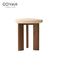 Table d'appoint en bois massif de style scandinave avec plateau en travertin, idéale pour les zones de réception à domicile et les hôtels