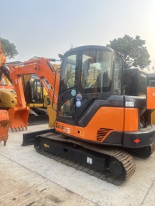 รถขุดตีนตะขาบฮิตาชิ ZX65 มือสองจากญี่ปุ่น น้ำหนัก 6.5 ตัน ควบคุมด้วย PLC พร้อมเครื่องยนต์ เกียร์ และปั๊ม ขาย - Product Image 1