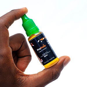 Aceite de Limoncillo Natural NAMAZ de Jinja, Uganda, Aceite de Masaje para el Cuidado del Cuerpo con Aceite Base en Gotas - Product Image 1