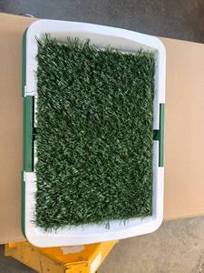 Tapis d'entraînement intérieur intelligent Plateau de gazon artificiel vert Tapis de fournitures de <span class=keywords><strong>pipi</strong></span> pour chats chiens Sacs de <span class=keywords><strong>caca</strong></span> inclus Siège de toilette intelligent pour animaux de compagnie - Product Image 3