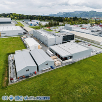 Bâtiment Agricole Préfabriqué en Acier Léger Industriel, Entrepôt à Grande Portée avec Panneaux Sandwich Colorés, Certifié ISO9001