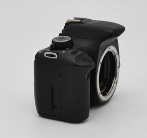 เสนอขายกล้องดิจิตอลแบบสะท้อนภาพเดี่ยว EOS 550D ระดับมืออาชีพในราคาประหยัด - Product Image 4