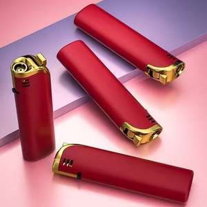 Vente en gros d'usine, briquet <span class=keywords><strong>à</strong></span> flamme bleue en métal personnalisé, briquet <span class=keywords><strong>à</strong></span> flamme droite coupe-vent au butane, logo publicitaire gravé, échecs, hôtel - Product Image 4