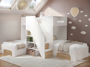 Lit superposé en bois moderne pour enfants, design Flair Mason, 3 lits superposés avec escalier pour chambre d'enfant - Product Image 1
