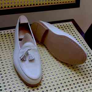 Chaussures mocassins légères, respirantes et antidérapantes pour hommes, idéales pour le bureau et les soirées, à bout carré et semelle en caoutchouc, style bateau, collection 2025 - Product Image 4