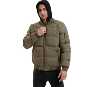 Chaqueta Acolchada con Capucha Negra para Hombre SF46 713, Ropa Casual de Invierno Aislada - Product Image 2