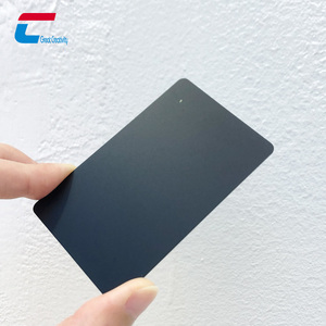 Carte de membre en PVC noir mat avec LED multicolores, carte intelligente sans contact NFC RFID, carte de visite numérique 13,56 MHz pour hôtel - Product Image 2