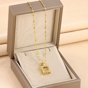 Collar de Acero Inoxidable con Cadena para Labios y Botella de <span class=keywords><strong>Perfume</strong></span> con Diseño de Alma Pulsante, Éxito de Ventas 2024 - Product Image 4