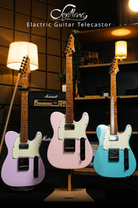 Guitarra Eléctrica Sevillana de 22 Trastes con Cuerpo de Álamo, Pastilla Alnico 5 de Alta Calidad, Mástil Mate Tostado Profesional con Acabado Brillante para Músico - Product Image 2