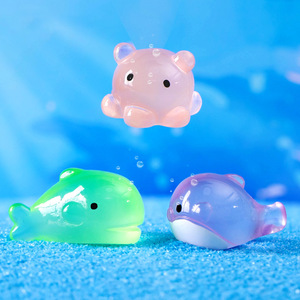 Accesorios para Micro Paisajes, Mini Figura de Ballena y Pulpo Brillantes, Adorno de Resina para Jardín, Decoración para Acuarios y Peceras - Product Image 3