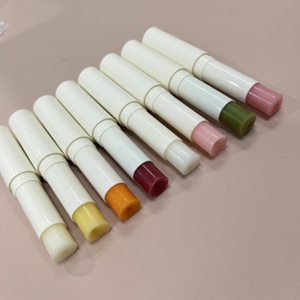 Bálsamo labial <span class=keywords><strong>de</strong></span> hierbas personalizado Extracto <span class=keywords><strong>de</strong></span> flor natural planta bálsamo blanqueador <span class=keywords><strong>de</strong></span> <span class=keywords><strong>labios</strong></span> para fumar labio negro oscuro - Product Image 1