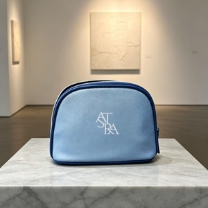 กระเป๋าเครื่องสำอาง PU รูปทรงเปลือกหอย พิมพ์โลโก้ได้ สีฟ้า กันน้ำ กระเป๋าใส่เครื่องสำอางพกพา สำหรับเดินทางและไปทะเล - Product Image 1