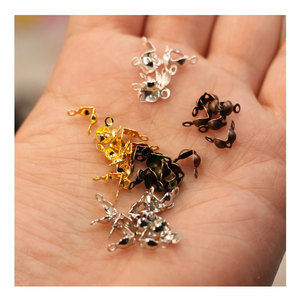 Punte di perline <span class=keywords><strong>a</strong></span> conchiglia in metallo coperture <span class=keywords><strong>per</strong></span> nodi Clip di filo placcate in oro accessori <span class=keywords><strong>per</strong></span> fibbie <span class=keywords><strong>per</strong></span> gioielli braccialetto fai da <span class=keywords><strong>te</strong></span> - Product Image 1