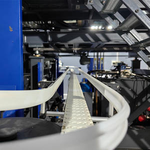 Machine de soufflage de bouteilles en plastique PE de <span class=keywords><strong>5</strong></span> <span class=keywords><strong>litres</strong></span>, machine de fabrication de bidons de 4 <span class=keywords><strong>litres</strong></span>, 1 gallon - Product Image 4