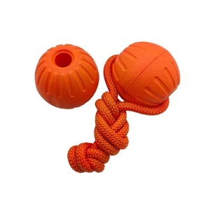 2023 nueva llegada juguetes multifuncionales para mascotas de entrenamiento de alta calidad <span class=keywords><strong>EVA</strong></span> perro masticar pelota de juguete moda y estilo deportivo - Product Image 5