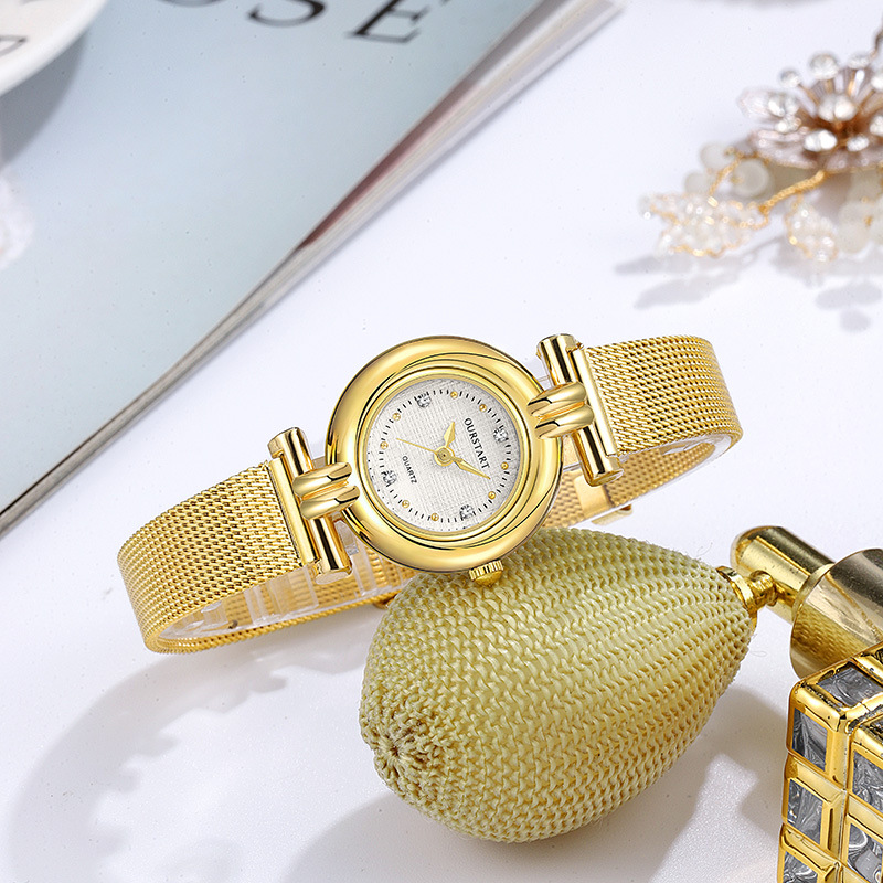 C2 (Gold White)