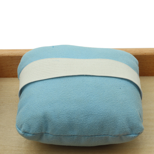 Giày Đồ Chơi Giáo Dục Trẻ Em Bằng Gỗ Montessori PR006 Hoạt Động Đánh Bóng Có Khay - Product Image 2