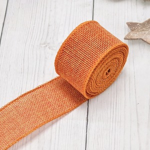 ริบบิ้นปอกระเจาแบบมีขอบลวดคุณภาพพรีเมียม แข็งแรง ทนทาน สามารถขึ้นรูปได้ เหมาะสำหรับทำโบว์ ตกแต่งเก้าอี้งานแต่งงาน และงานปาร์ตี้ - Product Image 4