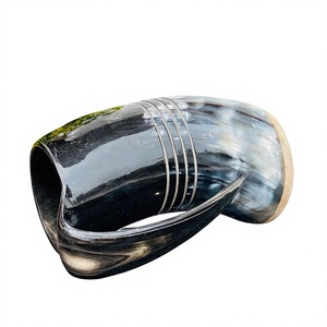 Jarra de Cerveza de Cuerno de Búfalo Tallado Vintage de la Mejor Calidad con Patrón de Mármol y Bandas Metálicas Elegantes para Bodas y Fiestas - Product Image 4