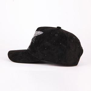 Gorra de Béisbol de Lujo Personalizada en Gamuza Negra con Bordado 3D de Águila, Transpirable, Impermeable, Unisex, de 5 Paneles, con Forro de Satén - Product Image 3