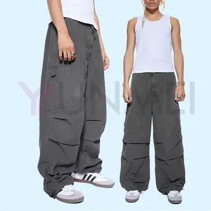 Oem drawstring elastic waist cargo sweat pants custom solid color oversized men baggy cargo parachute pants with large pocket