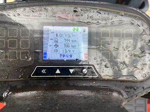 2023 משמש heli k2 3t אוטומטית בעירה פנימית awd דיזל מלגזה שני שלבים תורן מוצק צמיגים מול 1600 + שעות עבודה - Product Image 4