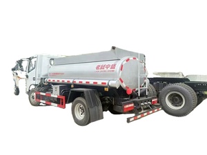 Camión Cisterna de Combustible Diésel DongFeng Nuevo 4X2 de 5000 Litros con Tanque de Aleación de Aluminio y 6 Ruedas en Venta - Product Image 4