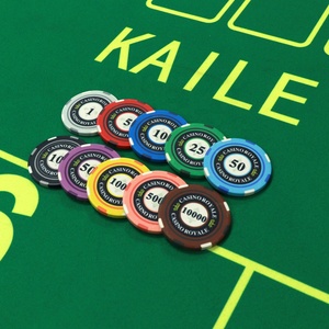 Jetons de <span class=keywords><strong>poker</strong></span> en céramique <span class=keywords><strong>Casino</strong></span> royale jetons colorés 39mm 10g avec conception de dénomination personnalisée 500 pièces par boîte en mousse intérieure pour les jeux - Product Image 6