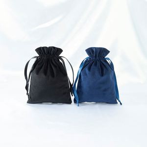 Pochette de rangement pour bijoux en velours de haute qualité, taille personnalisée 15x20 cm, sacs à bagues en velours colorés - Product Image 4