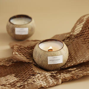 Regalos de recuerdos creativos hechos a mano, velas aromáticas de cera de soja en cáscara de <span class=keywords><strong>coco</strong></span>, decoración para el hogar, velas perfumadas personalizadas de lujo con logotipo - Product Image 1