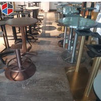 Support de table tulipe en laiton brossé pour table basse structure fixe