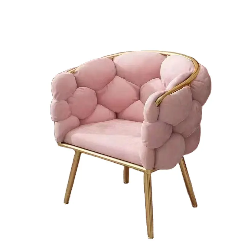 Balcon chambre salon manucure maquillage simple paresseux canapé chaise lumière luxe bulle pain dressing chaise