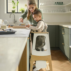 <span class=keywords><strong>Tour</strong></span> <span class=keywords><strong>d</strong></span>'<span class=keywords><strong>apprentissage</strong></span> en bois <span class=keywords><strong>Montessori</strong></span> 3-en-1 pour enfants avec tableau noir - Product Image 4