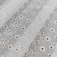 Vente en gros de tissu en dentelle brodée 100% coton avec broderie florale et florale tissée pour robes de mariée et accessoires pour femmes