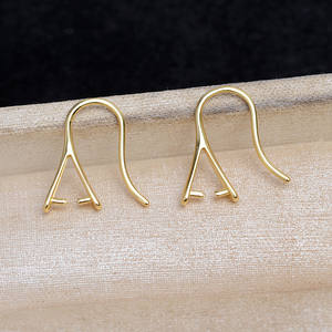 Accessoire DIY, support de boucles d'oreilles en argent S925 avec fond papillon plaqué or JG6009 pour perles Apple de 9 à 10 mm - Product Image 1