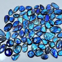 Aaa Grade Natuurlijke Labradoriet Volledig Flitsende Blauwe Vuurmix Vorm Gepolijste Cabochon Kleurverandering Effen Losse Sieradenring Groothandel