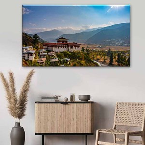 Impresión en lienzo de fortaleza cultural de Bután, decoración de pared con paisaje de valle para sala de estar y dormitorio - Product Image 1