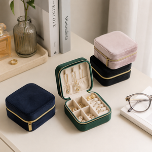 Wholesale Hotsale Eco-friendly Reusable Velvet Travel Jewelry <b>Box</b> Rangement Bijoux Bulk Supply For Boutique Jewelry Packaging - Product Image 1